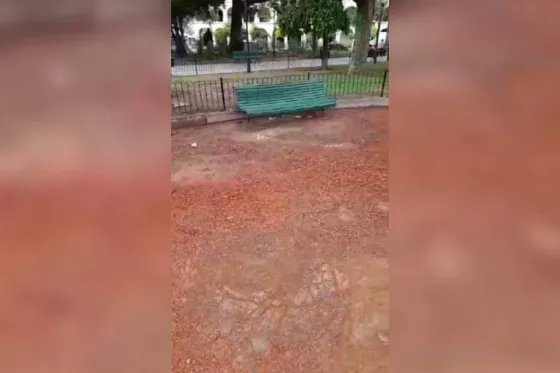 Se rompió la fuente de la Plaza 9 de Julio