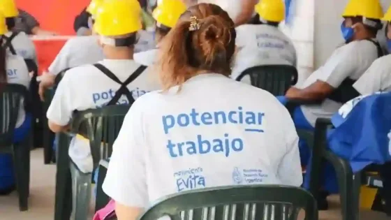 Suspendieron a más de mil titulares del Potenciar Trabajo que registraron viajes al exterior