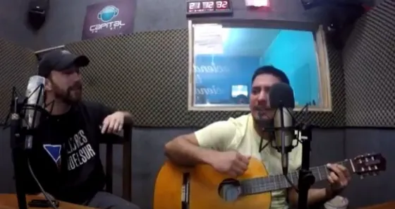 Nacho Palarik la rompió cantando La Renga