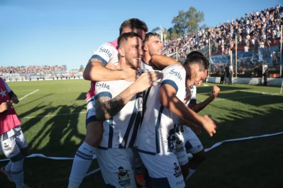 Juventud Antoniana ganó y seguirá en el Federal A