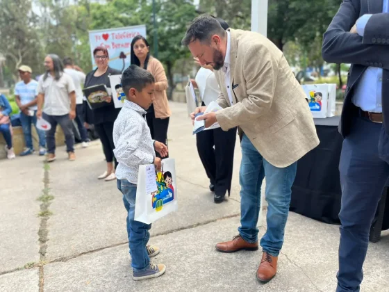 REMSA entregó 30 anteojos a niños salteños