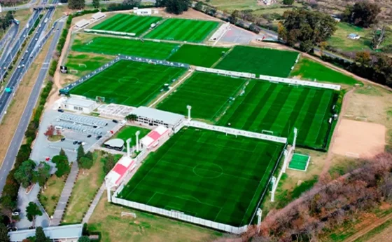 Los clubes de fútbol podrán convertirse en sociedades anónimas