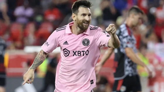 Messi es el único argentino en el equipo ideal de la Federación de Estadística de Fútbol