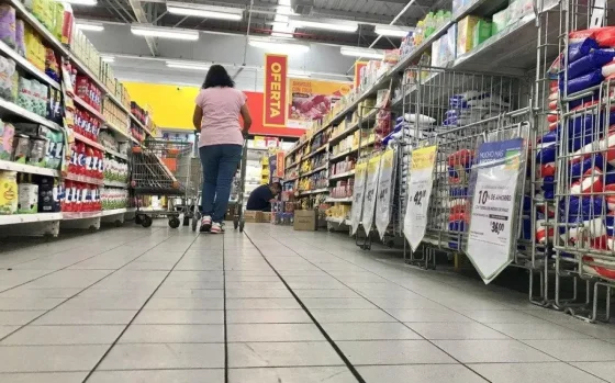 Infraccionaron a un supermercado por encontrar diferencias de precios