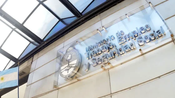 El gobierno definiría por decreto el nuevo salario mínimo