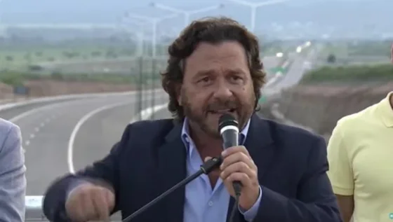 Sáenz: “acá no hay traidores ni mentirosos, sino gente de bien que están pagando el ajuste"