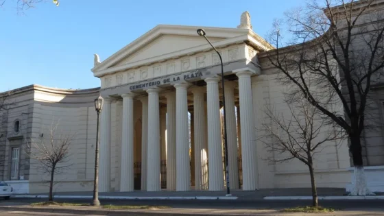 Encontraron ataúdes y bolsas con restos humanos en el cementerio de La Plata