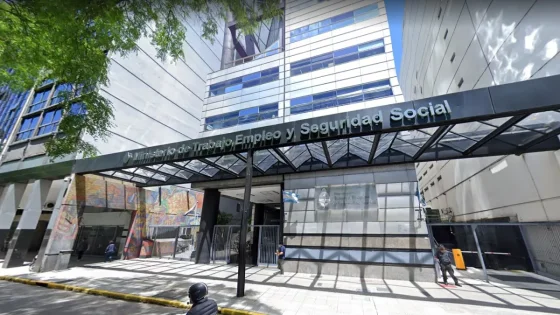 El Gobierno recibe a sindicatos docentes y ministros provinciales