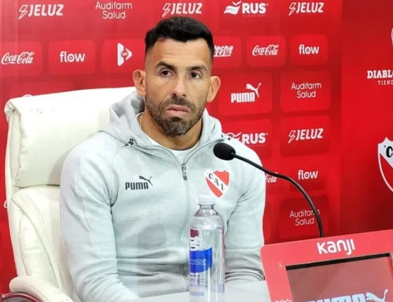 Tevez explotó por el arbitraje y se cruzó con Toviggino en X