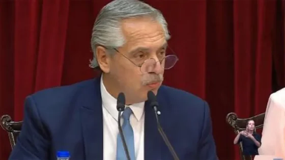 Amplían la denuncia contra Alberto Fernández por la contratación de seguros