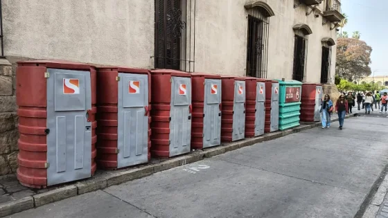 Instalaron baños adaptados en inmediaciones de la Catedral