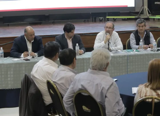 Iniciaron las consultas por el presupuesto provincial 2025