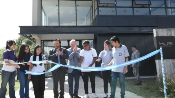 Sáenz inauguró el primer Centro de Alto Rendimiento de Robótica