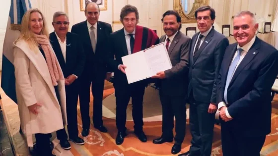 Gustavo Sáenz asistió a la cena de Milei