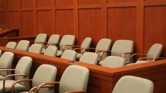 El juez Vittar respaldó el juicio por jurado popular