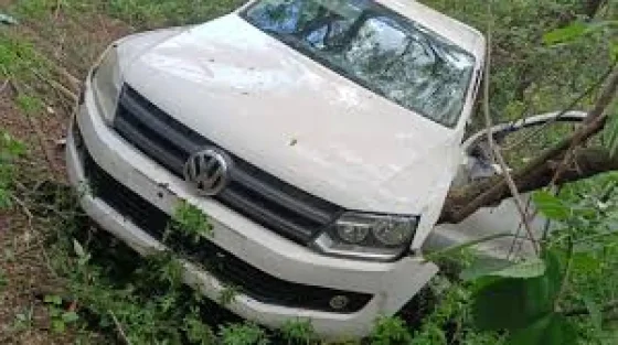 Recuperan camioneta robada en barrio Universitario