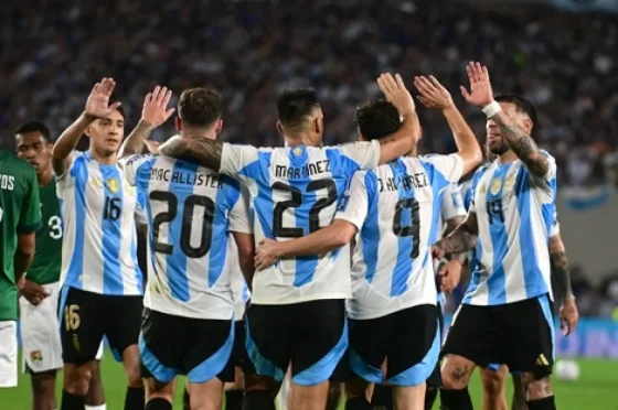 La Selección Argentina enfrenta a Paraguay