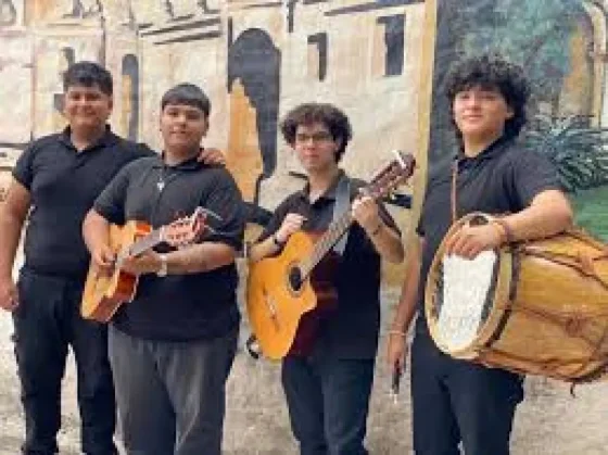 Este domingo el grupo folclórico “Achalay” se presentará en el parque San Martín