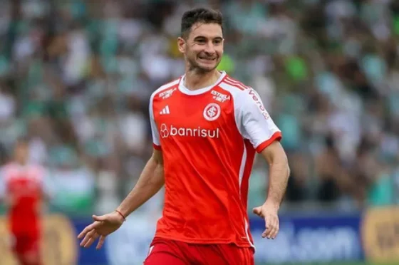 Lucas Alario está un paso de ser nuevo jugador de Estudiantes de La Plata