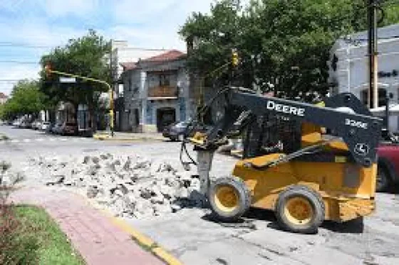 Paseo Güemes: continúa la obra de hormigonado en la zona