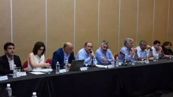 Paritarias 2025: el Gobierno se reunió con los gremios para iniciar las negociaciones