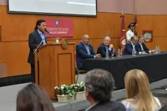 “Es una obra emblemática, prometida por muchos y nunca cumplida”