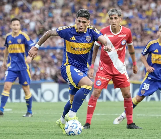 Boca no pudo con Argentinos y empató en su debut