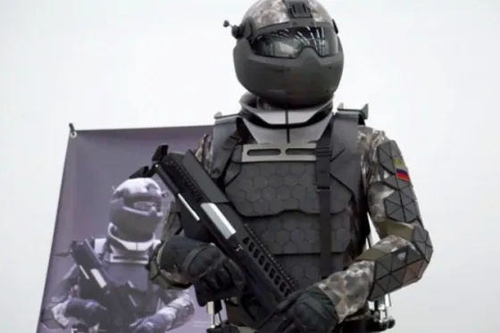 Rusia revela uniforme de combate futurista “Star Wars”. Video