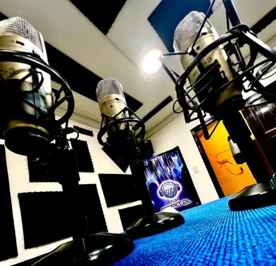 Nuevo programa de 7 a 8 en la 97.7