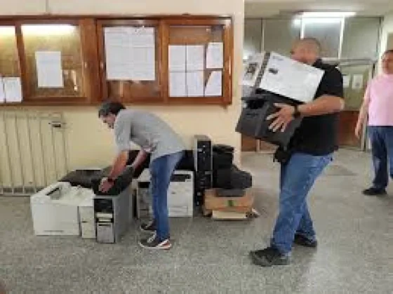 Escuelas técnicas recibieron residuos eléctricos para los talleres prácticos