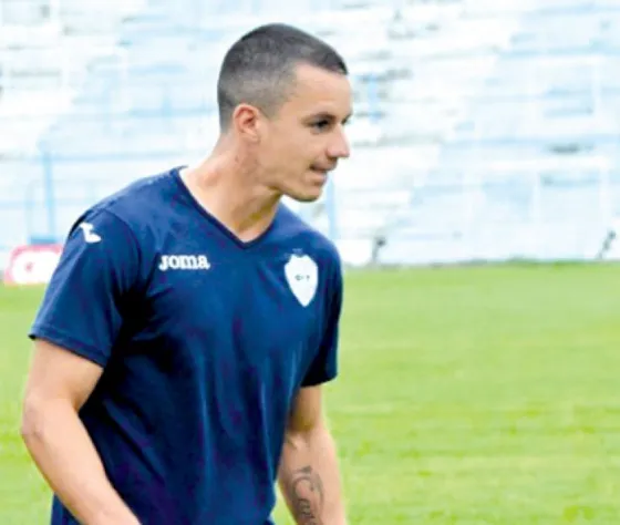 ¿Se lleva todo? El DT de Agropecuario, ex GYT se lleva a varios jugadores del plantel