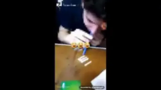 Filmaron a chicos salteños consumiendo cocaína dentro de un aula