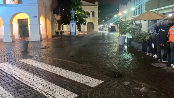 Se colocaron bolardos en plaza 9 de Julio