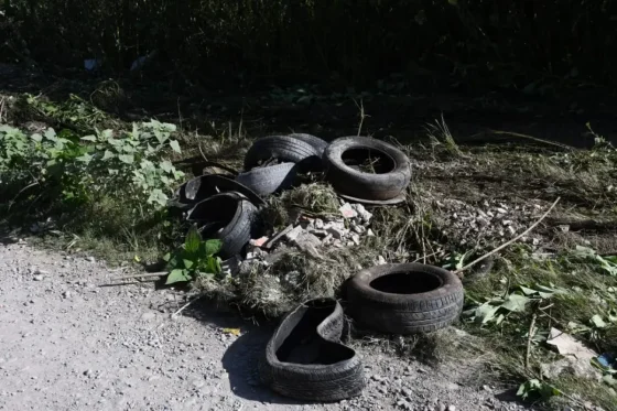 Limpiaron microbasurales en un baldío de calle Gato y Mancha