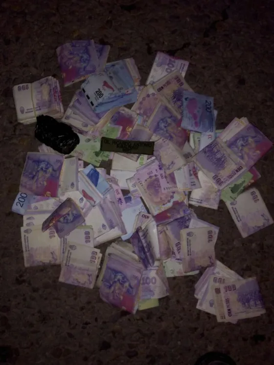 Cinco gendarmes detenidos por cobro de coimas a bagayeros