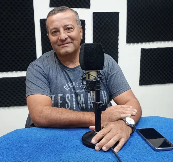 Rodolfo Armando sobre los políticos: "están asqueados de la política pero con los bolsillos llenos"