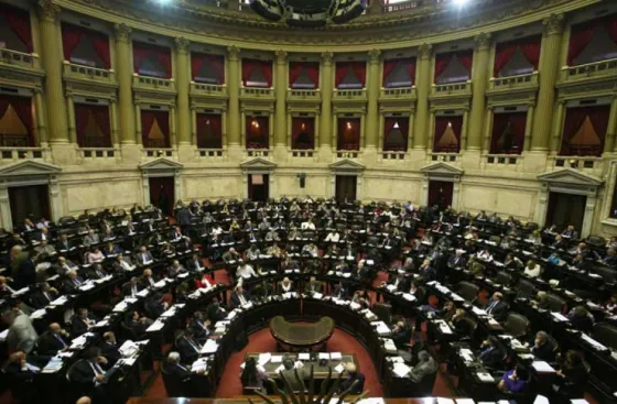 Diputados sancionaron la ley empresarial rechazando el articulo de "acuerdos administrativos"
