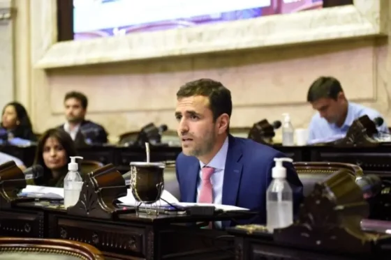 Piden investigar en Comodoro Py al diputado Emiliano Estrada