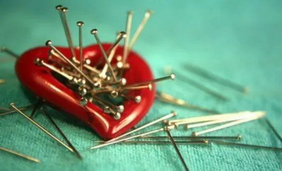 Detuvieron una pareja robando dos bolsas de clavos