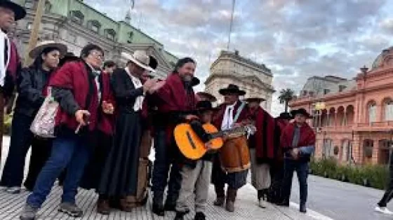 Sáenz reclamó las obras para Salta frente a Casa Rosada