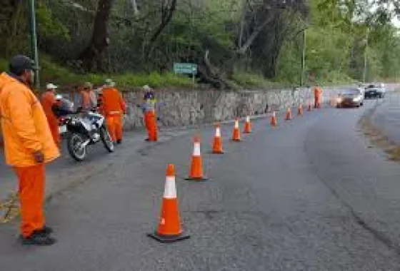 Desde hoy, habrá cortes y desvíos por obras en la ladera del cerro San Bernardo