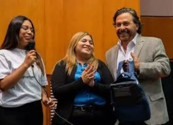 “Los jóvenes nos enseñan que el consenso y la solidaridad construyen futuro”