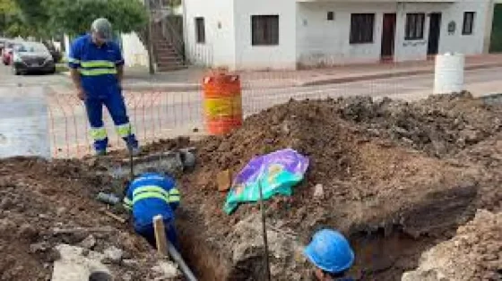 Aguas del Norte habilitó nueva cañería y conexiones domiciliarias en Salta capital