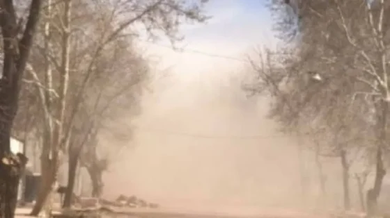 Alerta amarilla por fuertes vientos y Zonda en la cordillera y los Valles de Salta