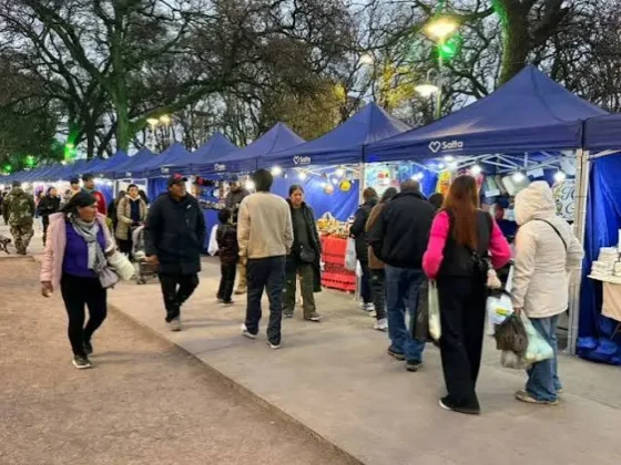La Feria del Milagro recibió a miles de personas en el parque San Martín