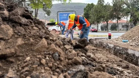 El municipio avanza con la colocación de semáforos en 20 puntos de la ciudad