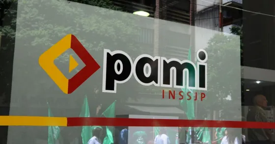 Finalmente las farmacias SI entregaran medicamentos al PAMI