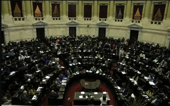 Recinto sin quórum para tratar la quita de fueros a legisladores