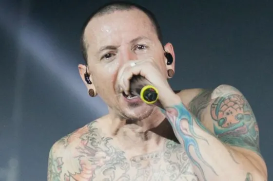 Encuentran sin vida al vocalista de Linkin Park, Chester Bennington