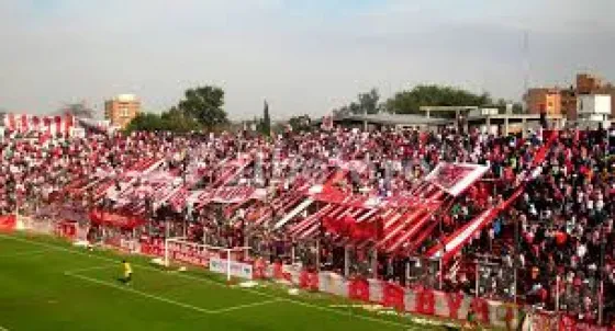Escándalo y amenazas con el arribo de un jugador a San Martín de Tucumán